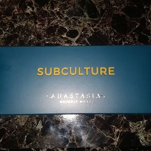 Anastasia Subculture palette